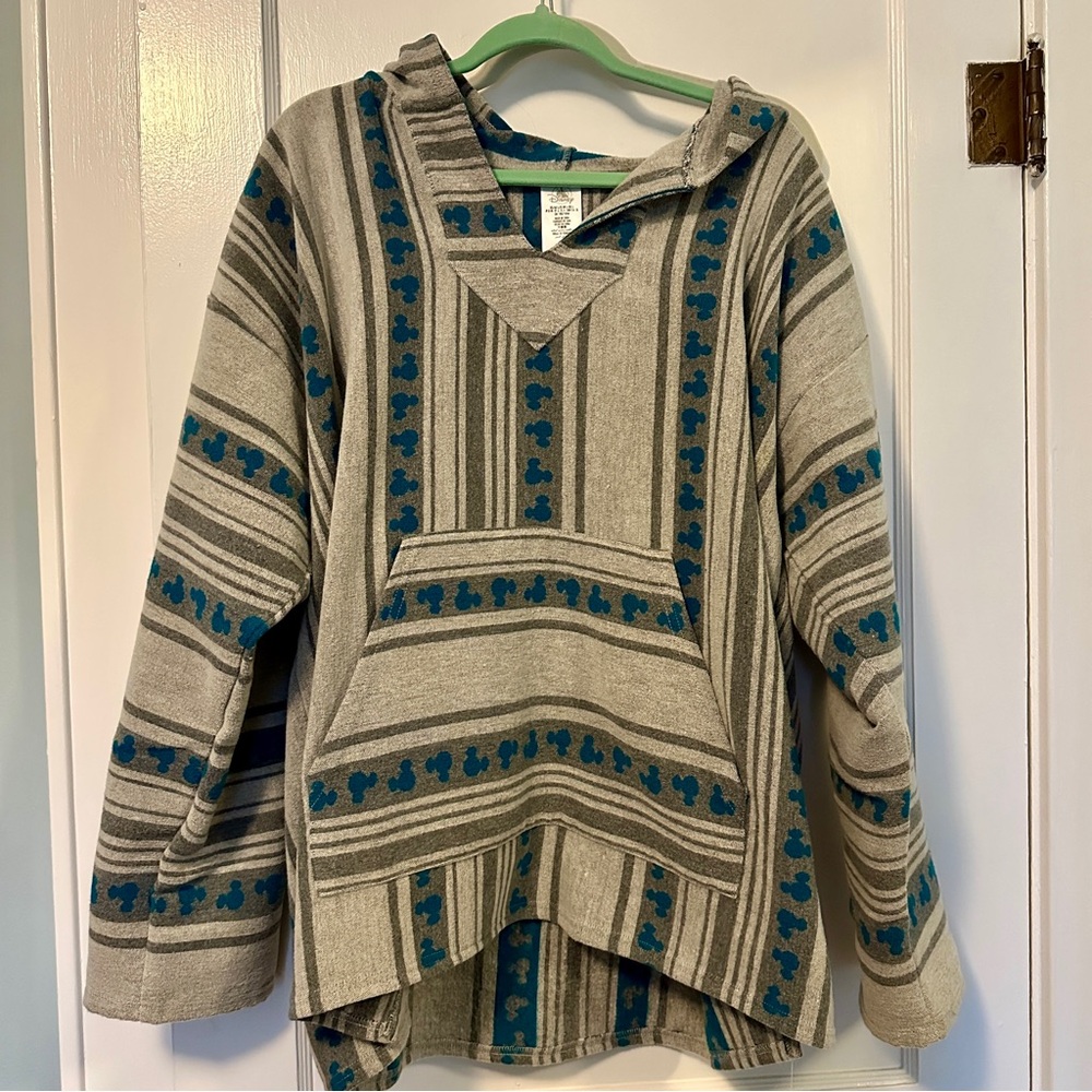Disney Poncho Baja Pullover Mens Large Gray Hooded Mickey Sweater